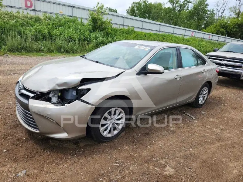 2017 Toyota CAMRY фото