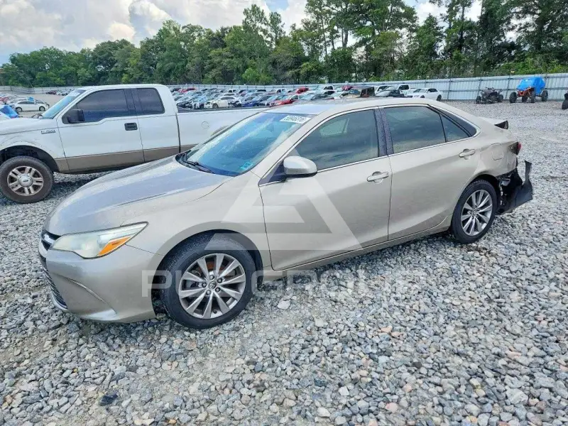 2017 Toyota CAMRY фото