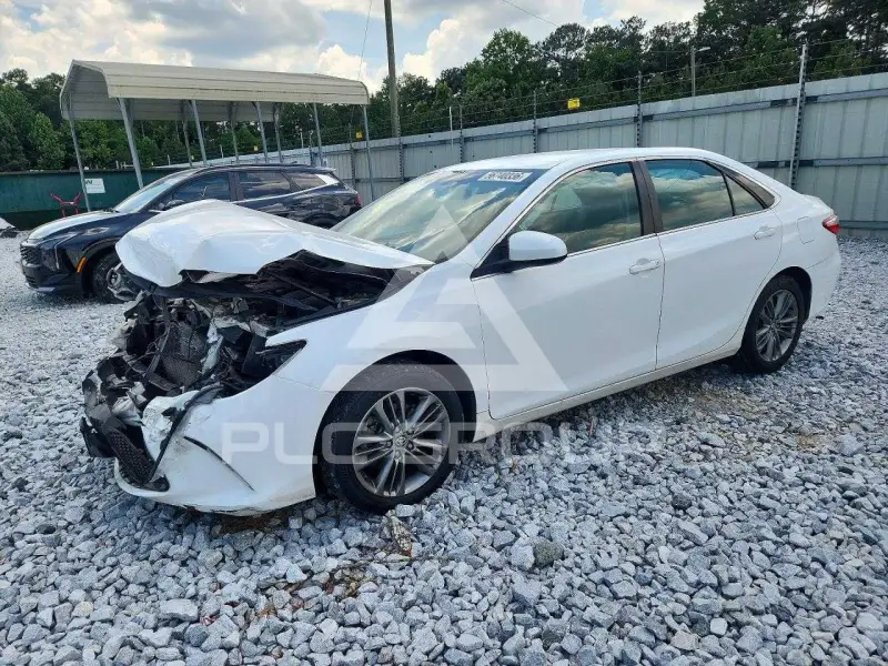 2017 Toyota CAMRY фото