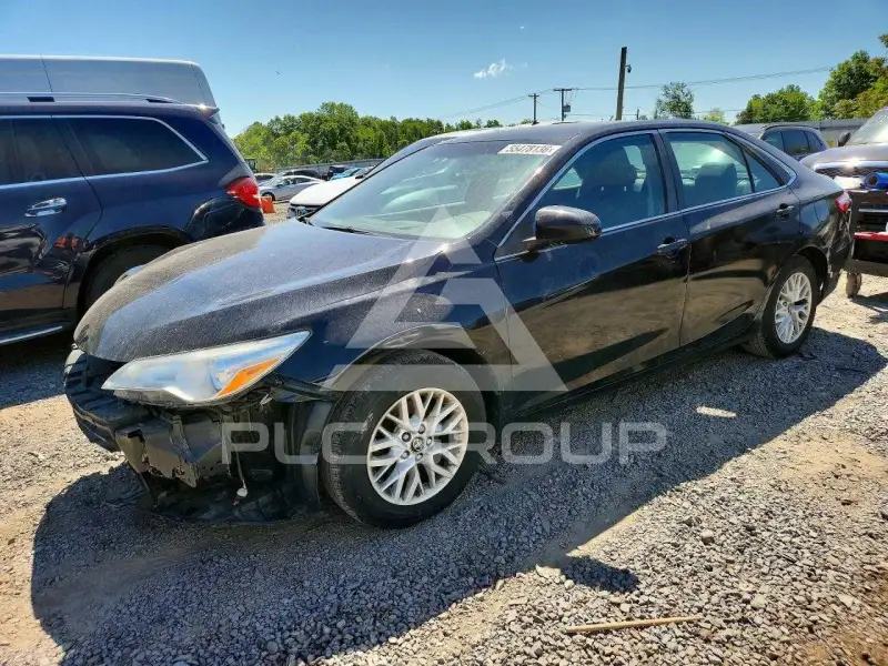 2017 Toyota CAMRY фото