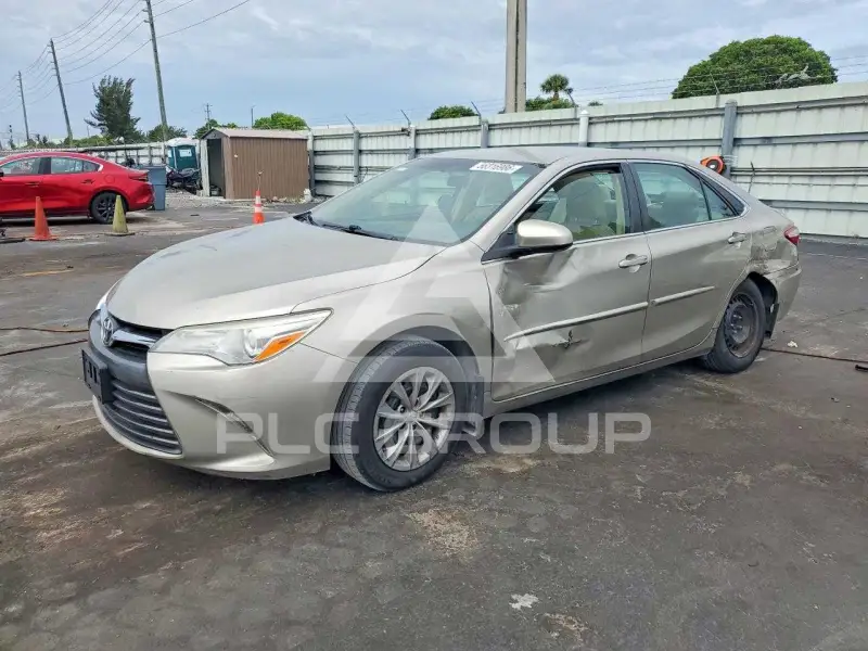 2017 Toyota CAMRY фото