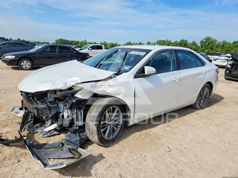 2017 Toyota CAMRY фото