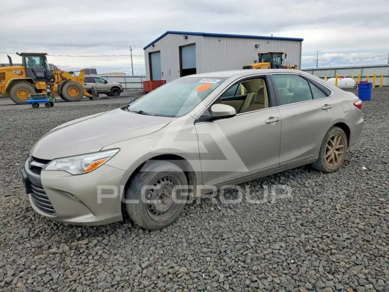 2017 Toyota CAMRY фото