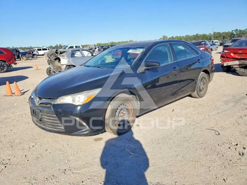2017 Toyota CAMRY фото