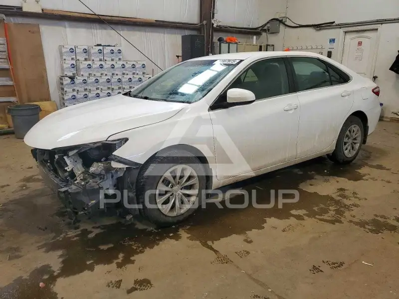 2017 Toyota CAMRY фото