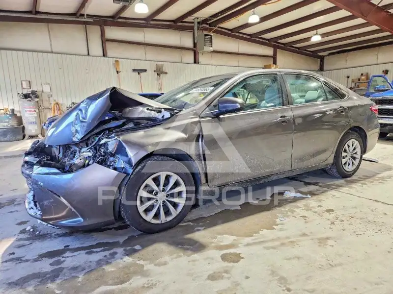 2017 Toyota CAMRY фото