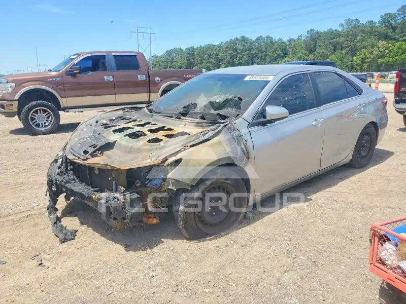 2017 Toyota CAMRY фото