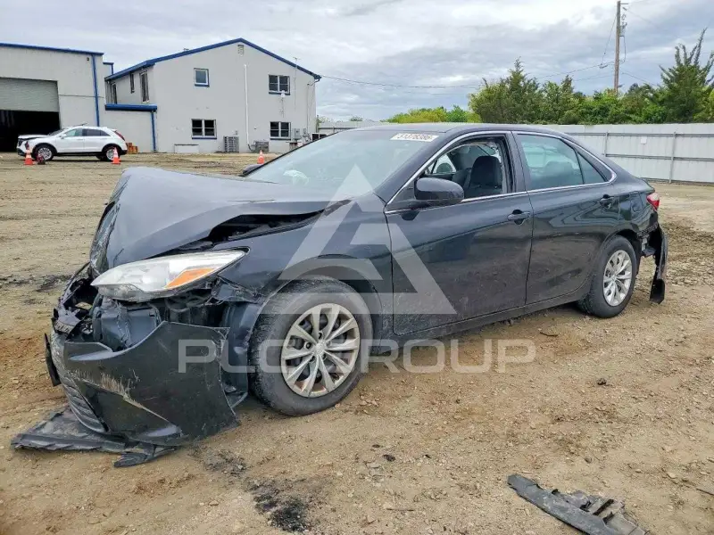 2017 Toyota CAMRY фото