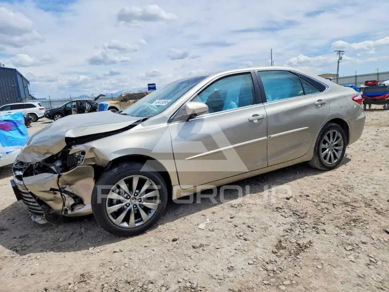 2017 Toyota CAMRY фото