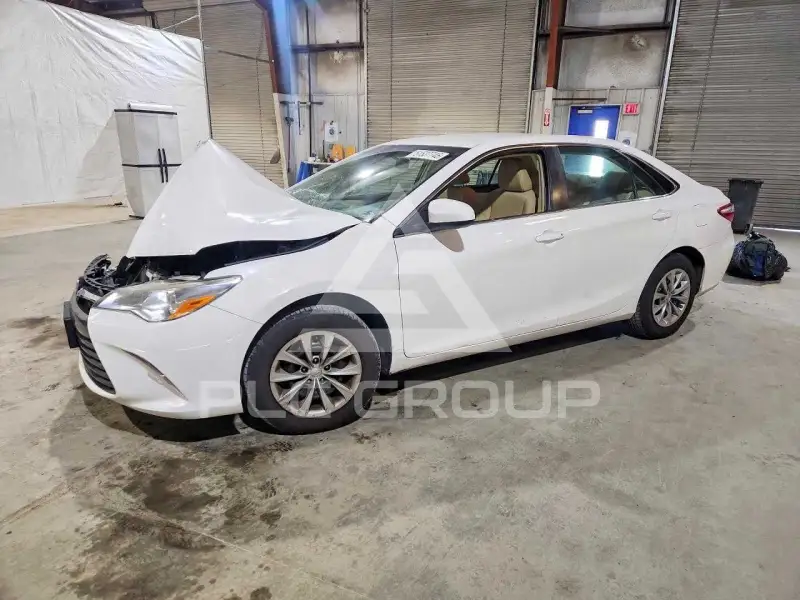 2017 Toyota CAMRY фото