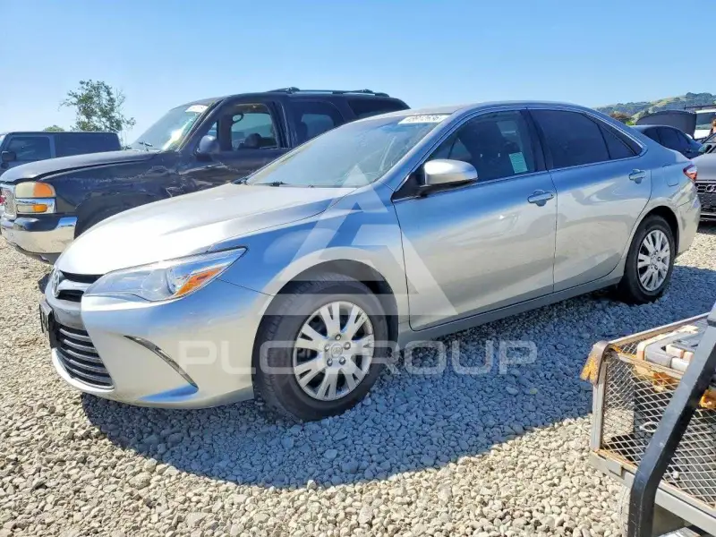 2017 Toyota CAMRY фото