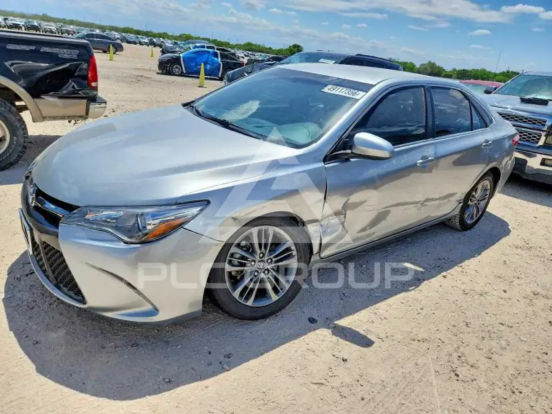 2017 Toyota CAMRY фото