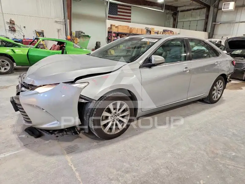 2017 Toyota CAMRY фото