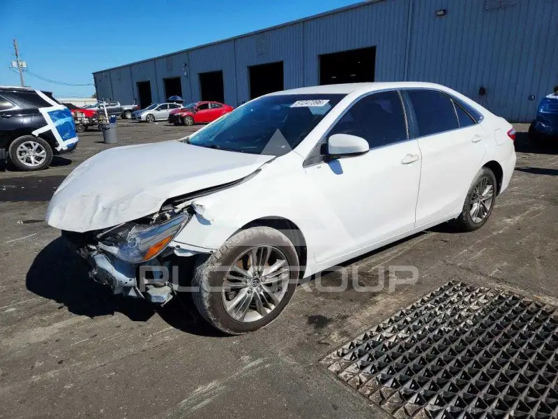 2017 Toyota CAMRY фото