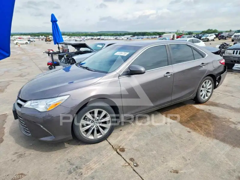 2017 Toyota CAMRY фото