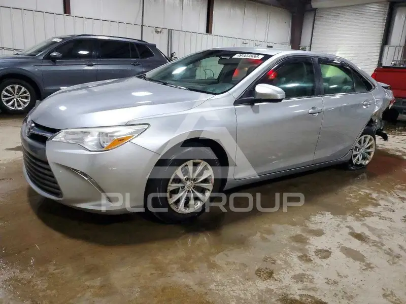 2017 Toyota CAMRY фото