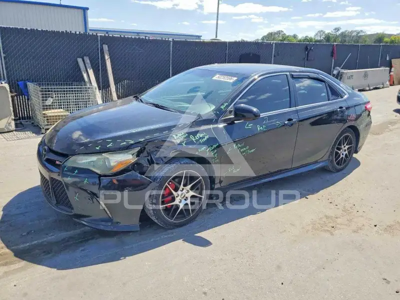 2017 Toyota CAMRY фото