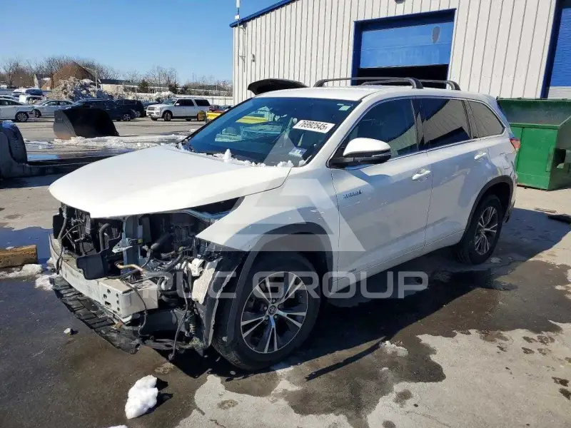 2017 Toyota Highlander фото