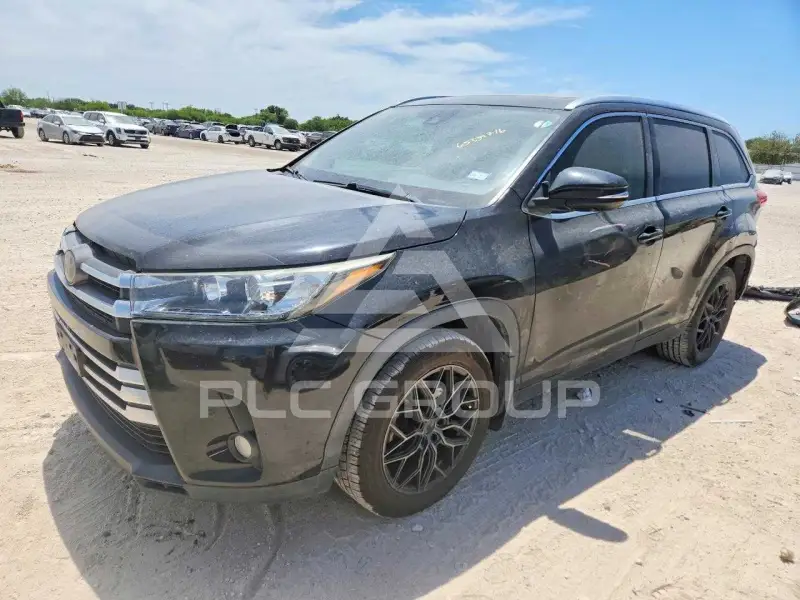 2017 Toyota Highlander фото