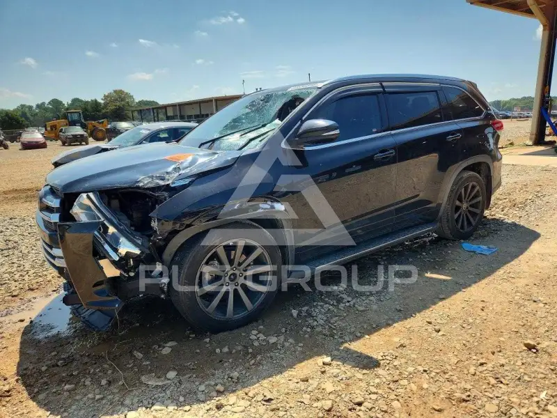 2017 Toyota Highlander фото