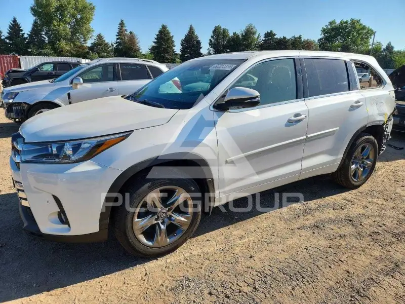 2017 Toyota Highlander фото