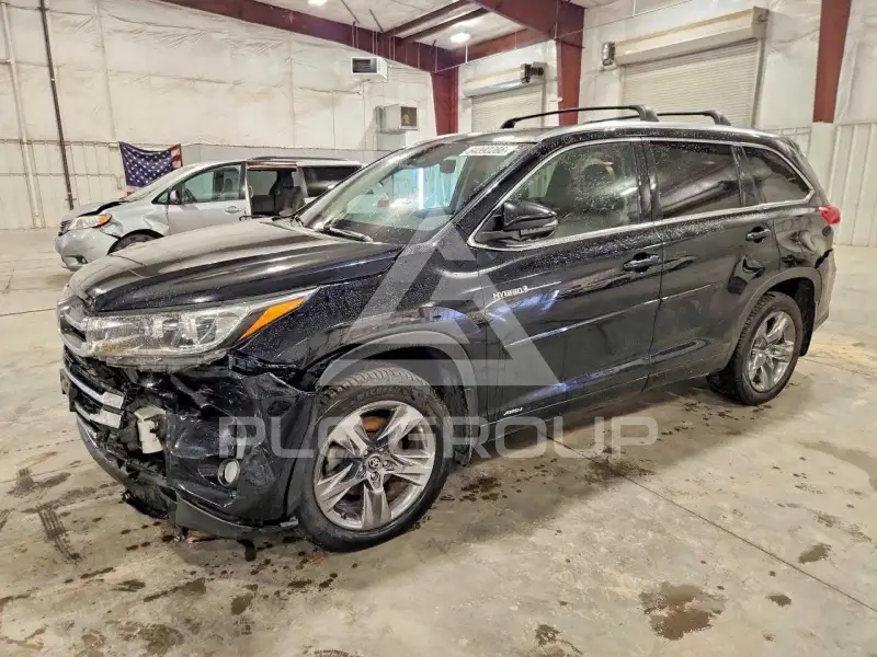 2017 Toyota Highlander фото