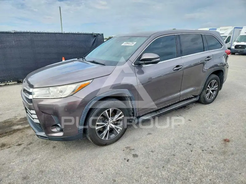 2017 Toyota Highlander фото