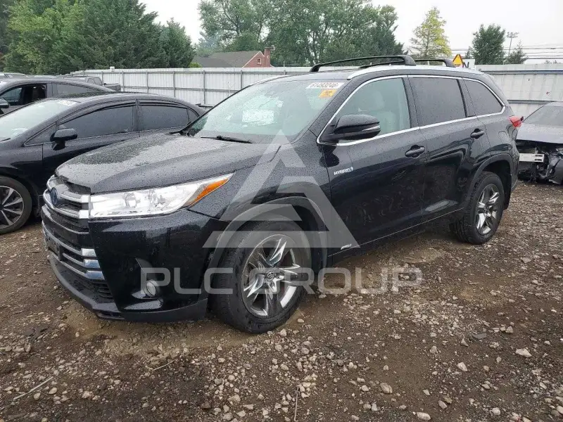 2017 Toyota Highlander фото