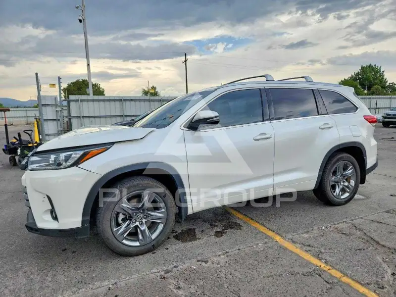 2017 Toyota Highlander фото