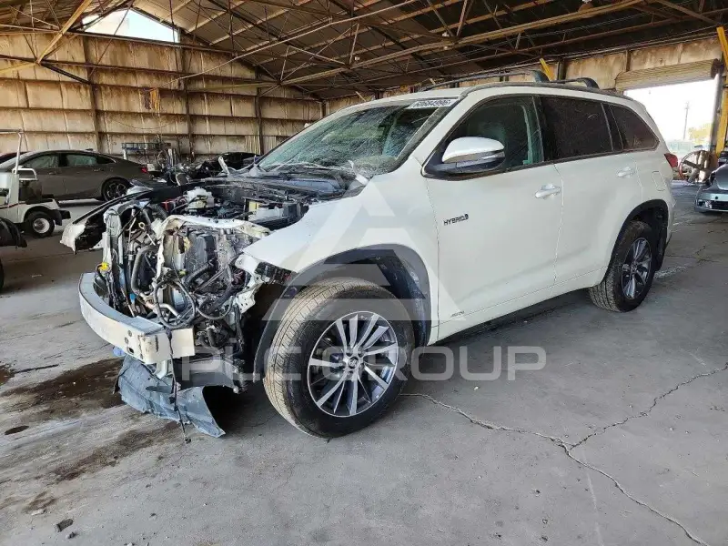 2017 Toyota Highlander фото