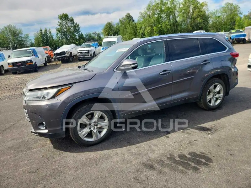 2017 Toyota Highlander фото