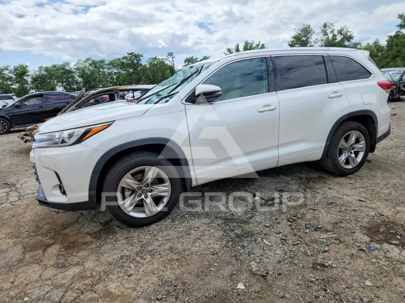 2017 Toyota Highlander фото