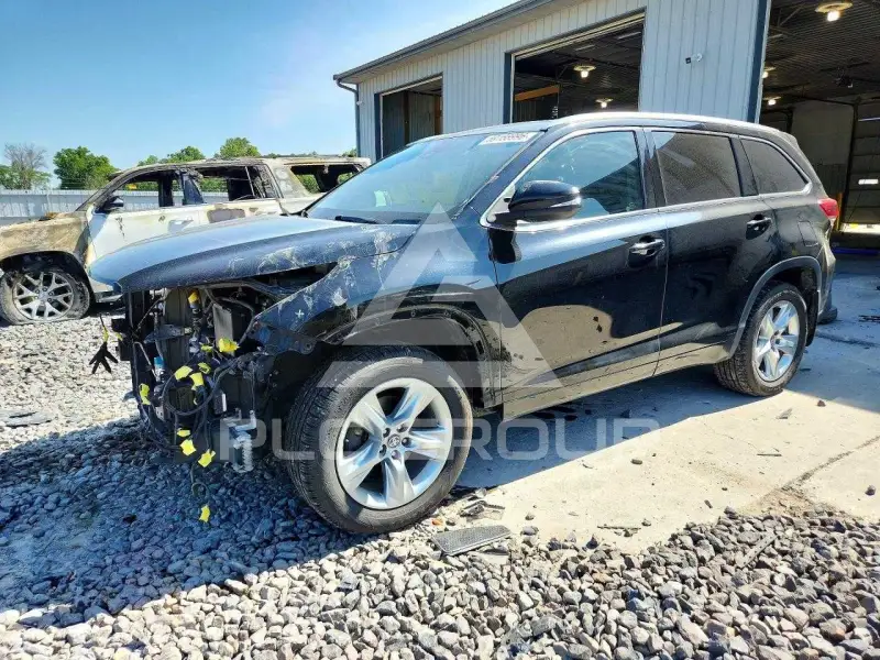2017 Toyota Highlander фото