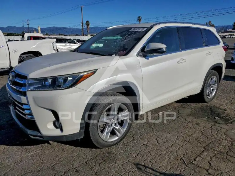 2017 Toyota Highlander фото