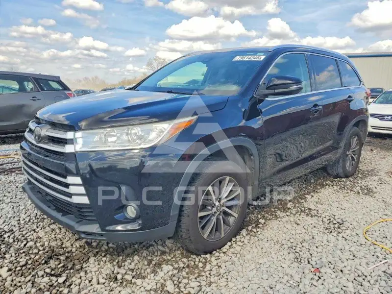2017 Toyota Highlander фото