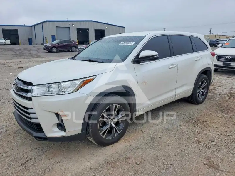 2017 Toyota Highlander фото