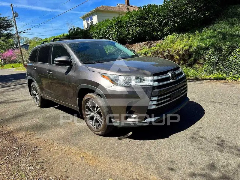 2017 Toyota Highlander фото