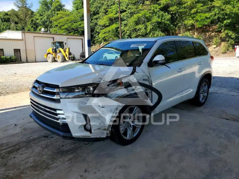 2017 Toyota Highlander фото