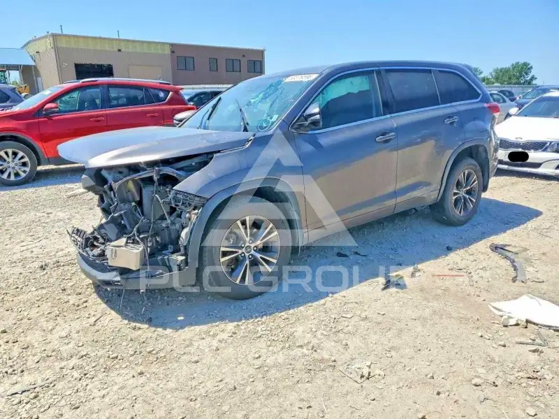 2017 Toyota Highlander фото