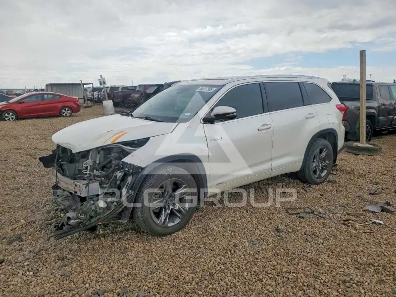 2017 Toyota Highlander photo