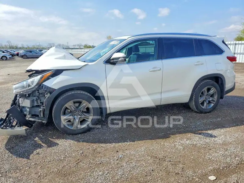 2017 Toyota Highlander фото