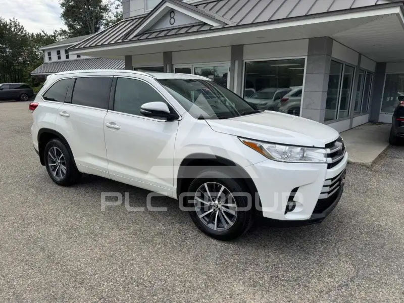 2017 Toyota Highlander фото