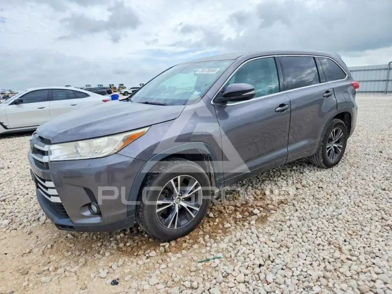 2017 Toyota Highlander фото