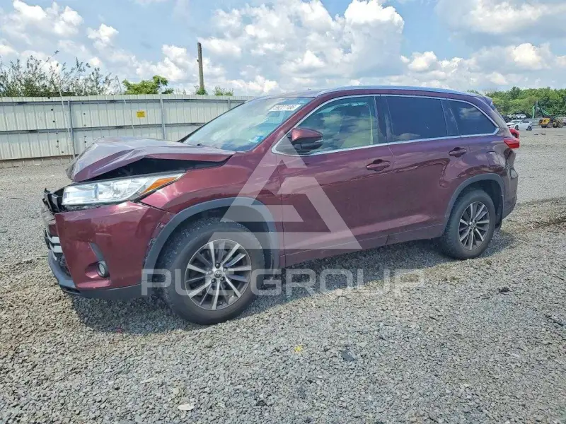 2017 Toyota Highlander фото