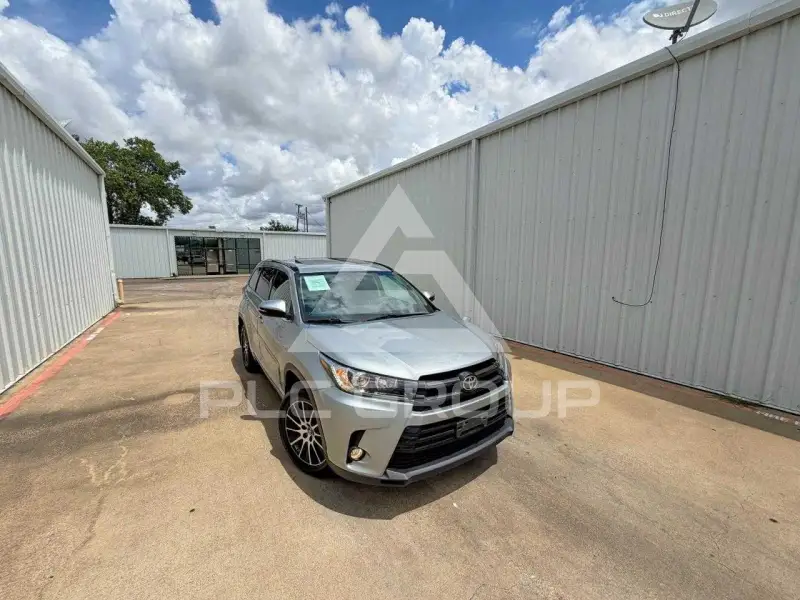 2017 Toyota Highlander фото