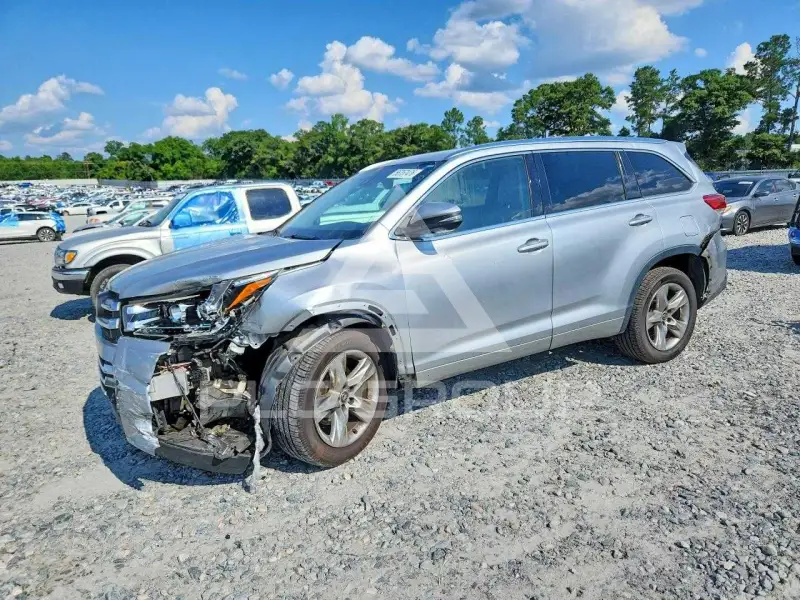2017 Toyota Highlander фото