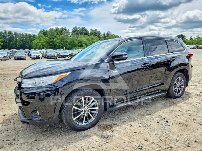 2017 Toyota Highlander фото