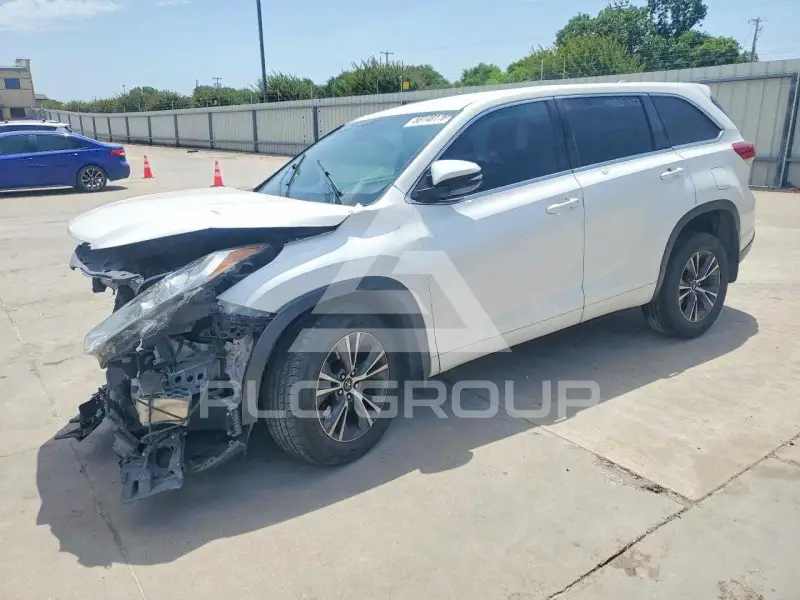 2017 Toyota Highlander фото