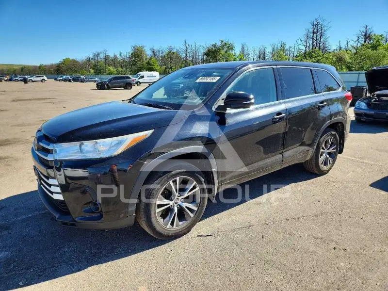 2017 Toyota Highlander фото
