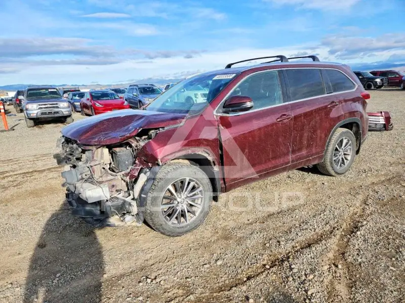 2017 Toyota Highlander фото